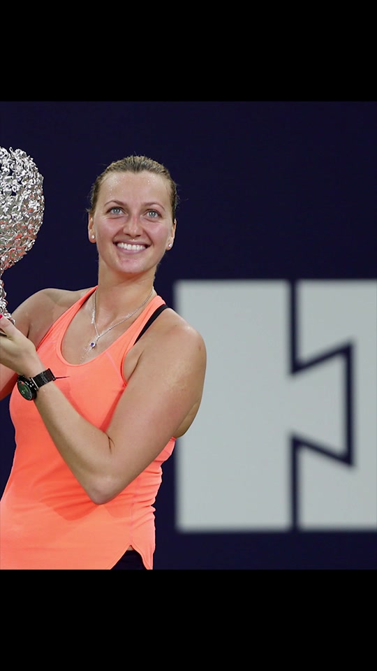 AYX SPORTS官网科维托娃重返赛场，比赛局势复杂首场状态出色，雄鹿观众沸腾！